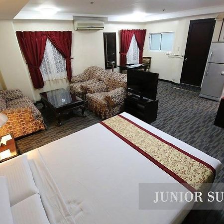 Hotel Asia Cebu Esterno foto